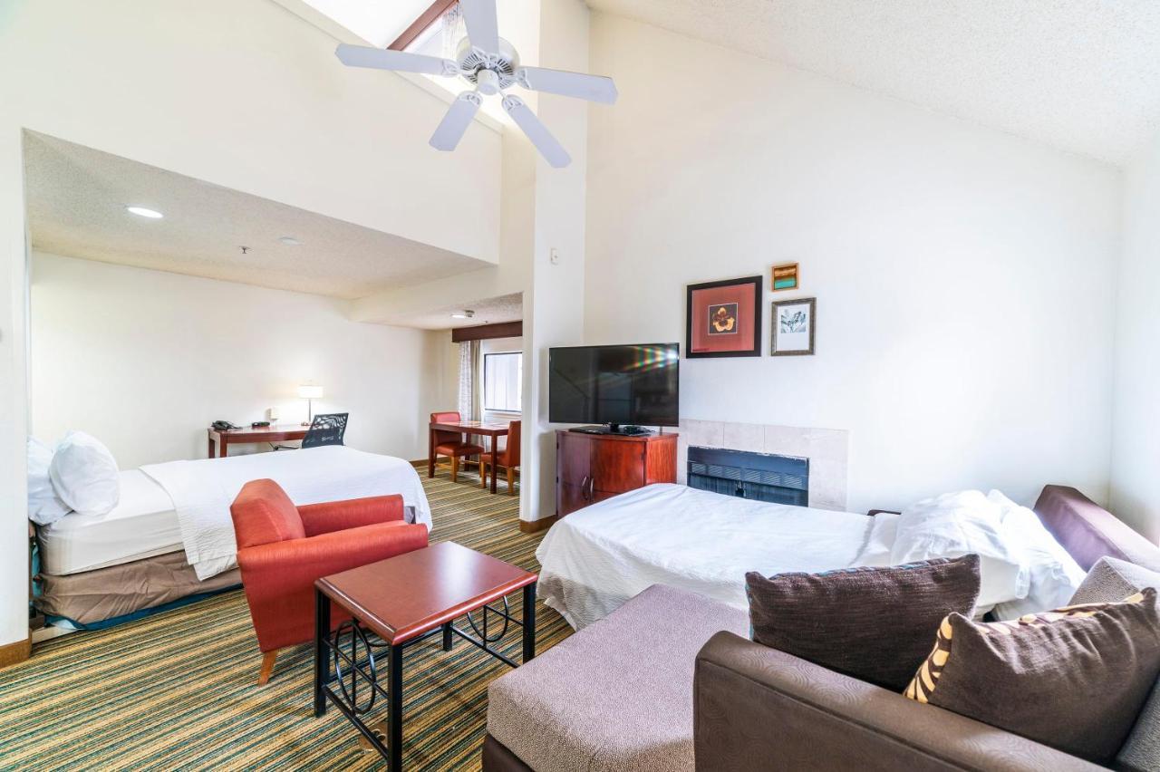 Apartemen Metro Phx Upstairs Loft Sleeps Over 6 Phx *