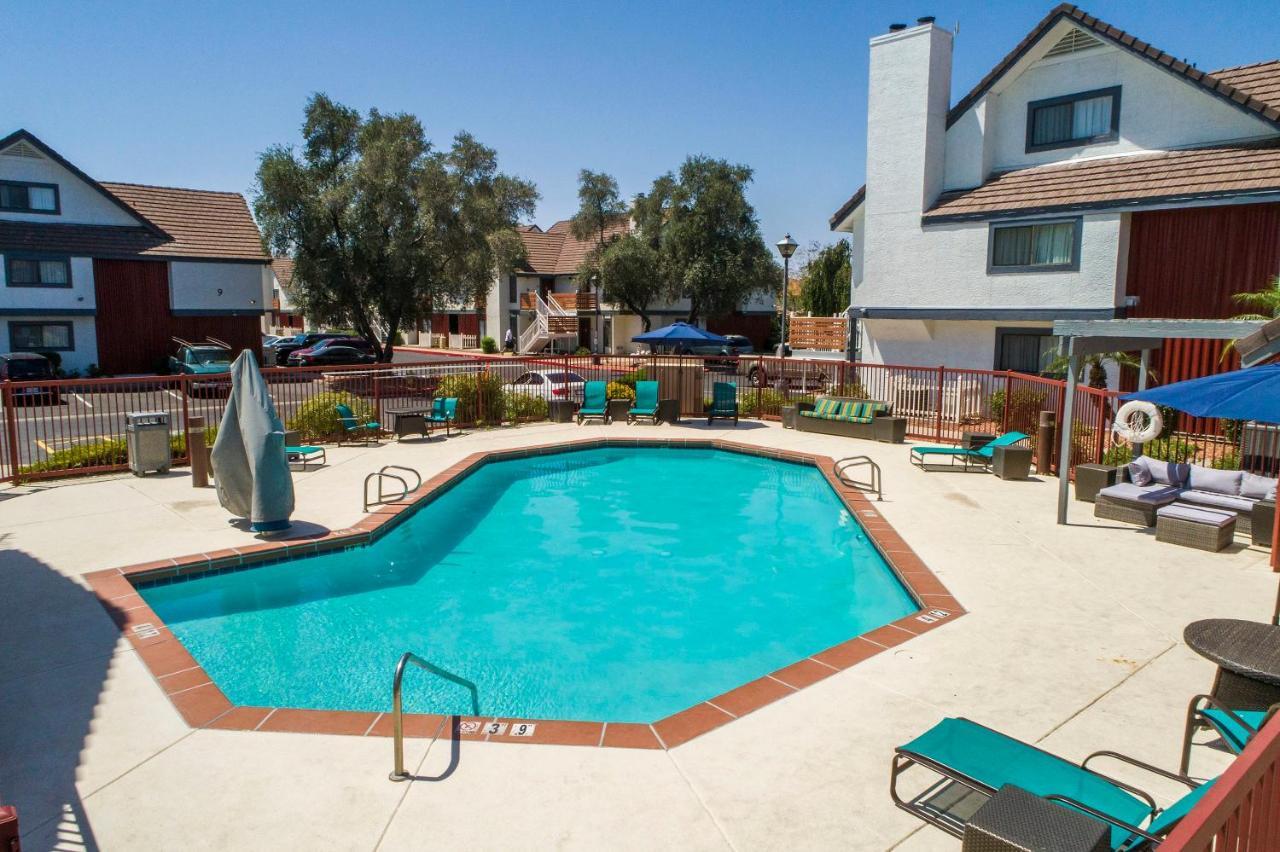 Metro Phx Upstairs Loft Sleeps Over 6 Phx Apartemen Phoenix